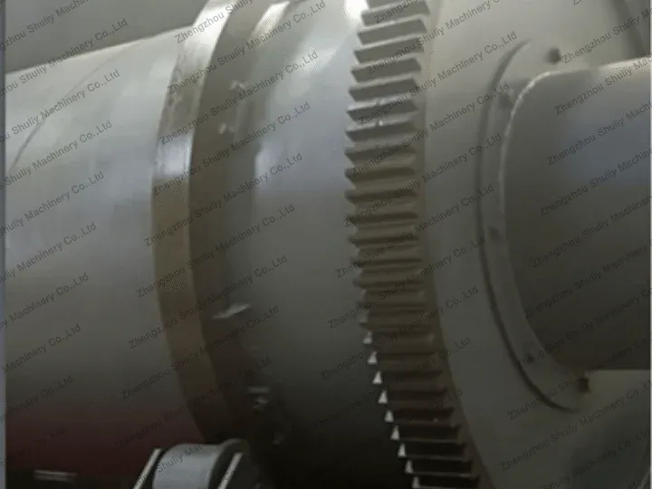 Molino de bolas para eliminación de óxido y pulido de superficies metálicas 2 Tolva de alimentación