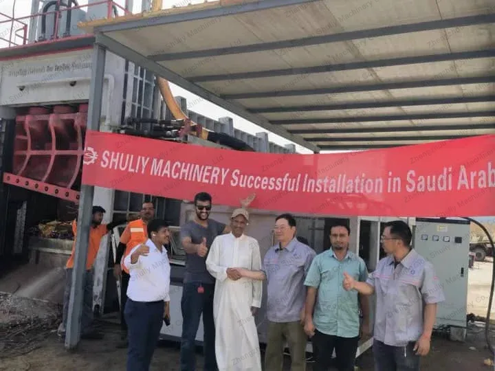 Group photo of shuliy clients