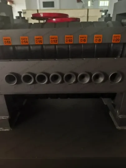 Rebar straightening machine detail