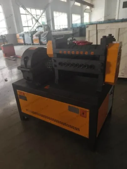 Steel bar straightener machine