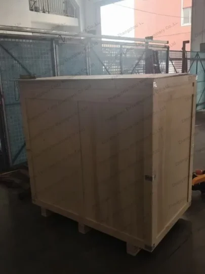 Threaded steel straightener machine package