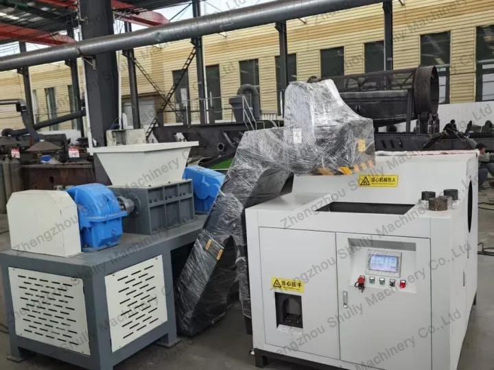 Hydraulic Metal Powder Briquette Machine 6 Metal chips briquette machine and metal shredder