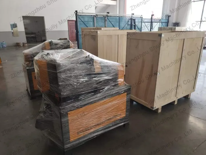 Steel bar straightener