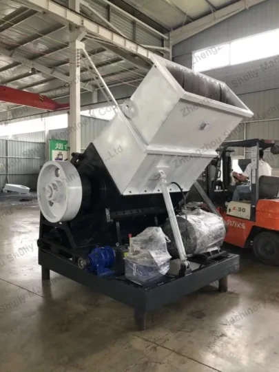 plastic crushing equipment