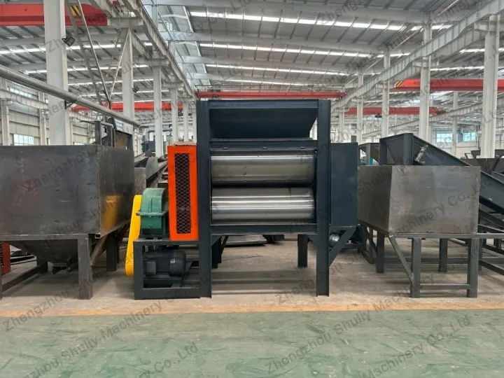 beverage can flattening machine